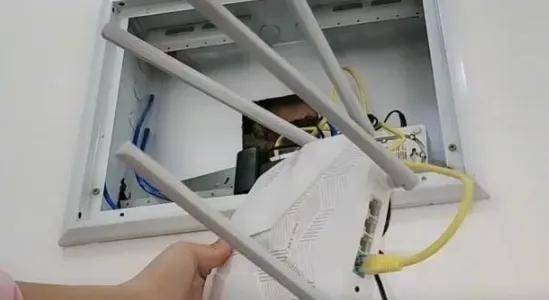 华三B365路由器安装视频教程，从拆箱到满速上网，手把手带你搞定
