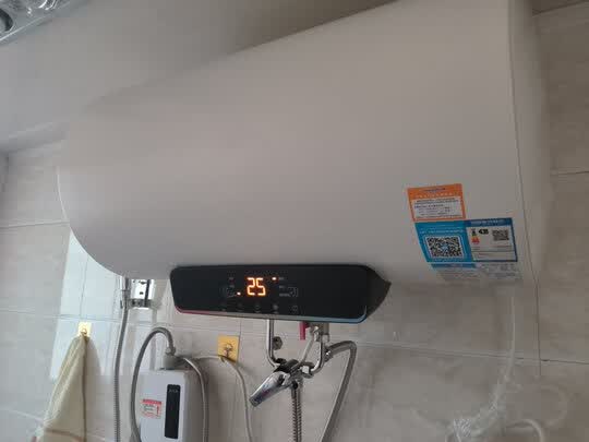 万和热水器365t-12安装视频，自己动手其实没那么难