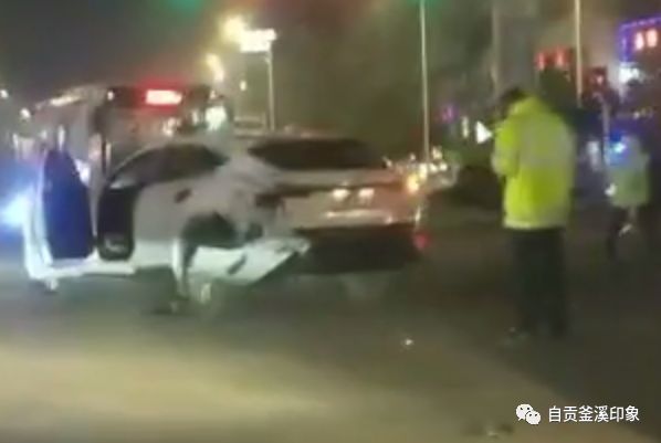 昨天晚上365KTV出车祸视频，我看到的那些事