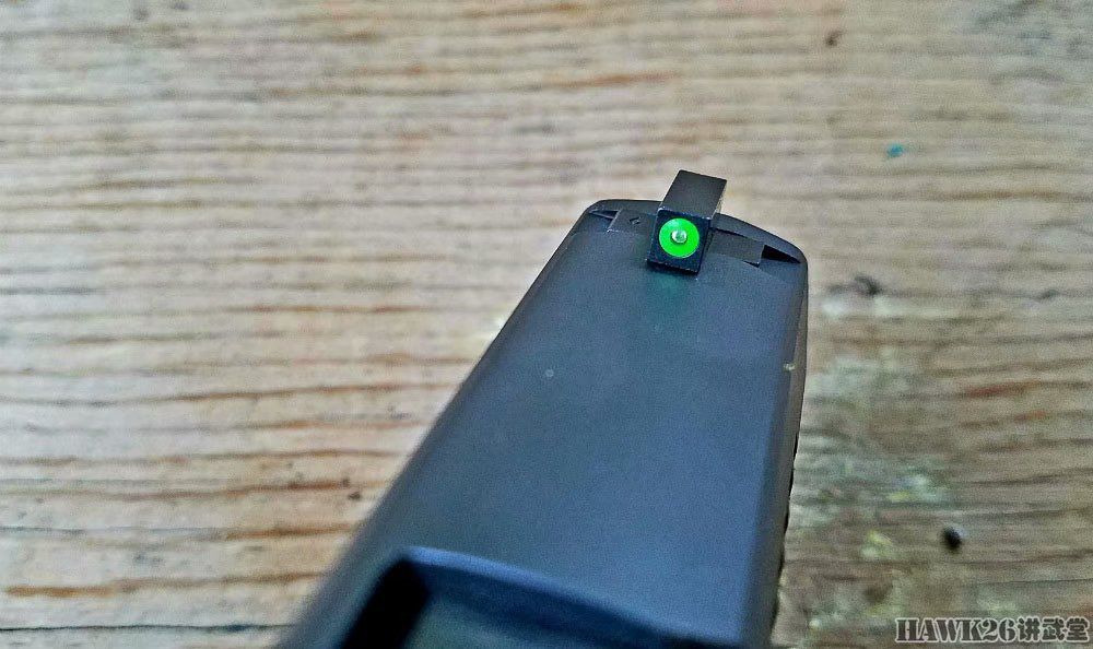 西格绍尔P365怎么拆卸视频，我对着屏幕拆了七遍才敢写这篇