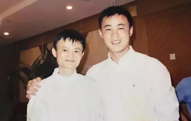摩托罗拉E365能看视频吗？一部2003年神机的真实视频能力评测